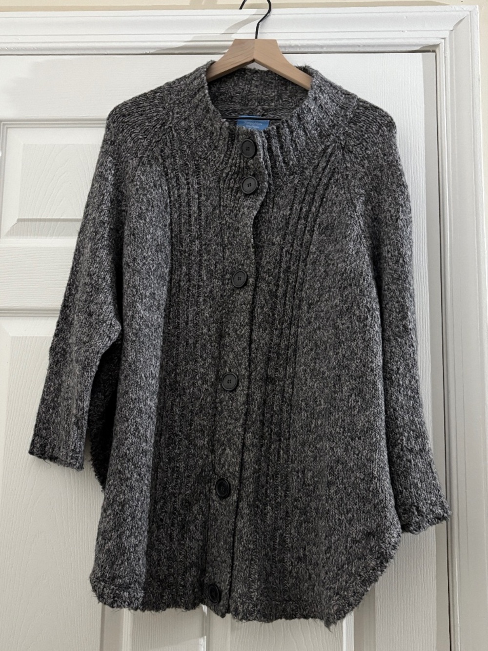 Simply Vera Vera Wang Gray Button-Front Knit Cardigan